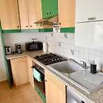 Stylish Near Airport & Train Station * シュベッヒャート