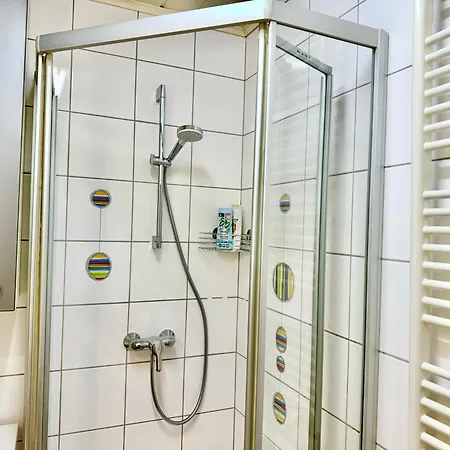 Stylish Near Airport & Train Station Lägenhet Schwechat