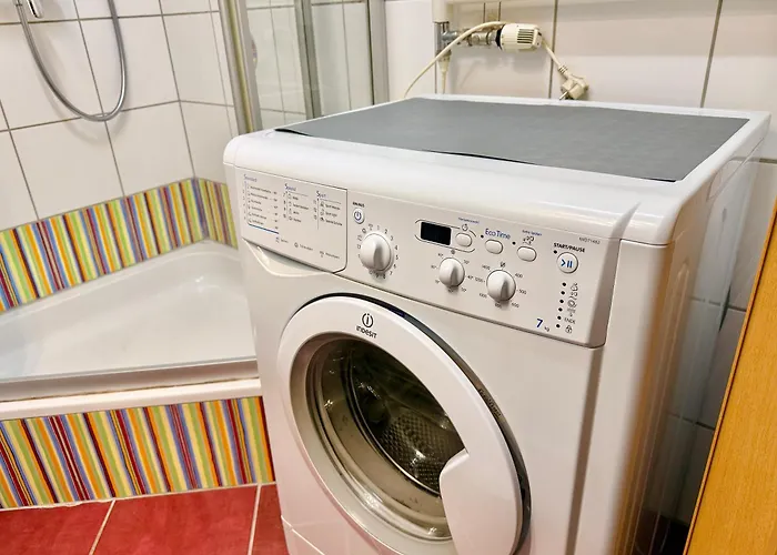 Stylish Near Airport & Train Station Lägenhet Schwechat